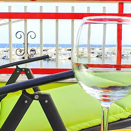 Casa Sunrise - The Secluded Terrace At The Port Apartment *